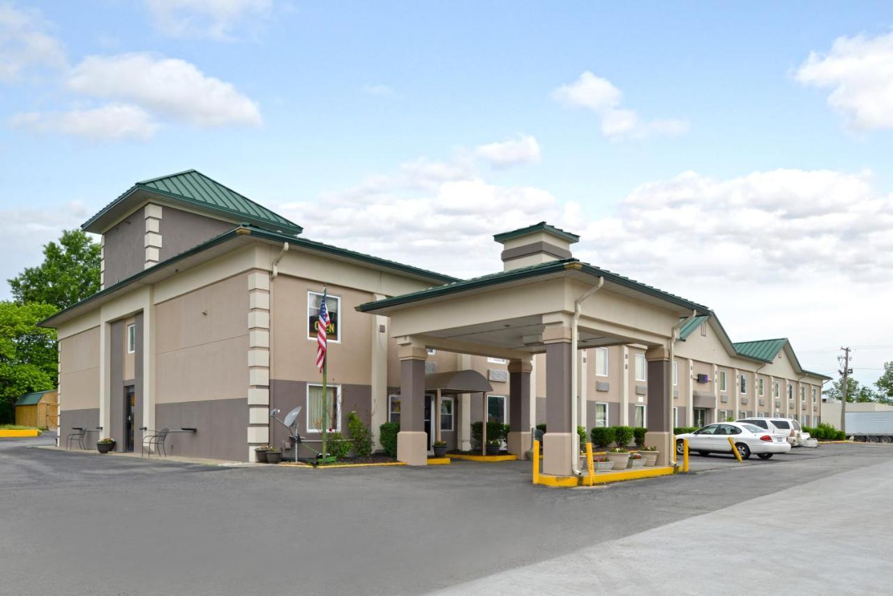 Country Garden & Suites 本顿 外观 照片