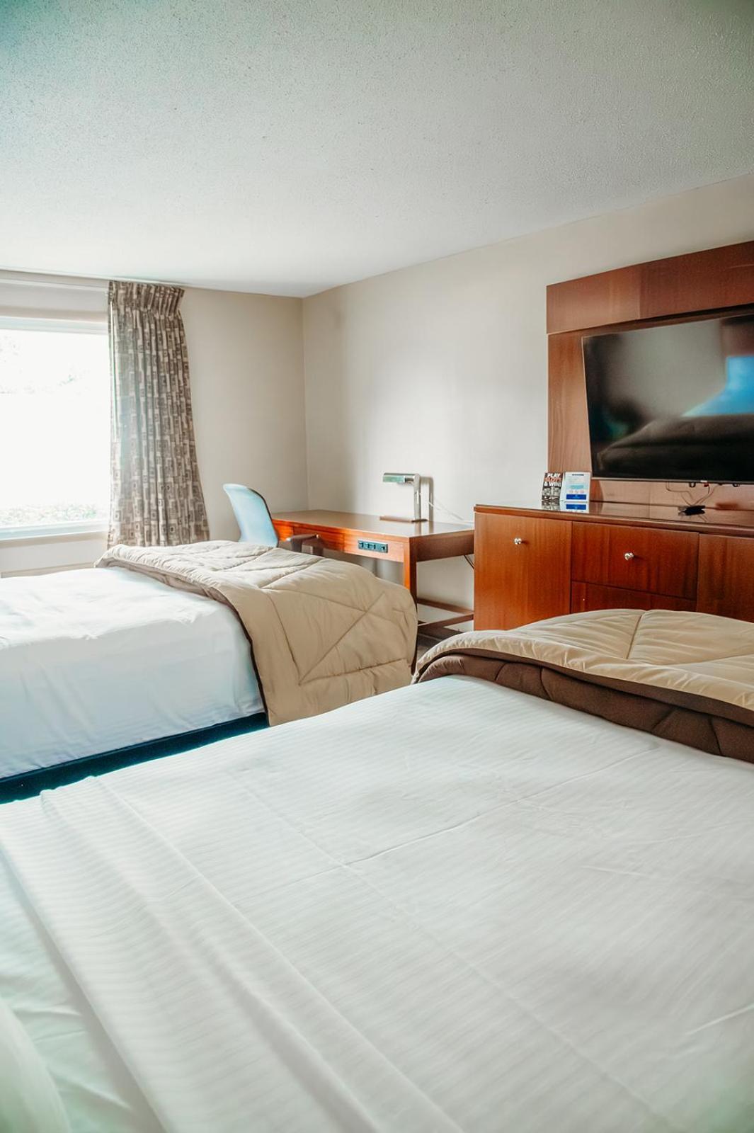 Country Garden & Suites 本顿 外观 照片